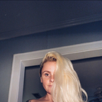 avril OnlyFans Leak 

 profile picture
