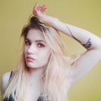 Free access to @blondbeautyglasses Leaks OnlyFans 

 profile picture