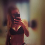 blonderoulette (Layla) OnlyFans Leaked Videos and Pictures 

 profile picture