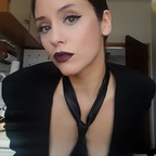 Liz (@elizabeth_hardy) Leak OnlyFans 

 profile picture