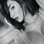 evelyne92 OnlyFans Leaked Photos and Videos 

 profile picture