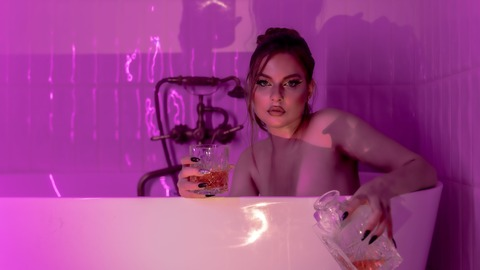 Header of kamillaross