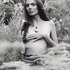 Elizabet lifeofelizabet Leaked OnlyFans 

 profile picture