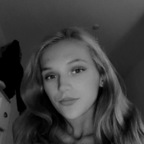 Jess (@littlemissnaughty999) Leak OnlyFans 

 profile picture