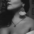 Download lunalatina OnlyFans content for free 

 profile picture