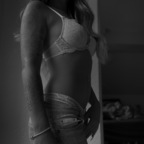 Mietzoffical (@mietzoffical) Leak OnlyFans 

 profile picture