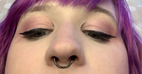 Header of mothxwings