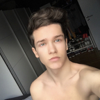 Onlyfans leak rooobyxx 

 profile picture