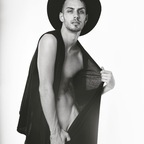 scarletadamsdragqueen OnlyFans Leaked 

 profile picture