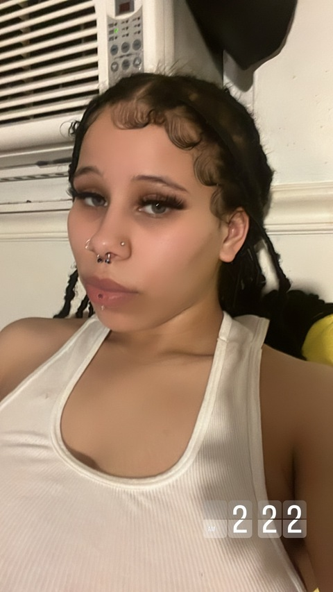 Header of taleyahbabyy