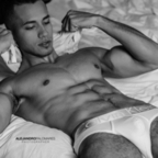 urie1 OnlyFans Leaks 

 profile picture