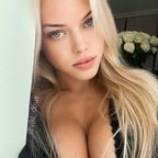 viki_doux (viki_doux) OnlyFans Leaked Pictures & Videos 

 profile picture